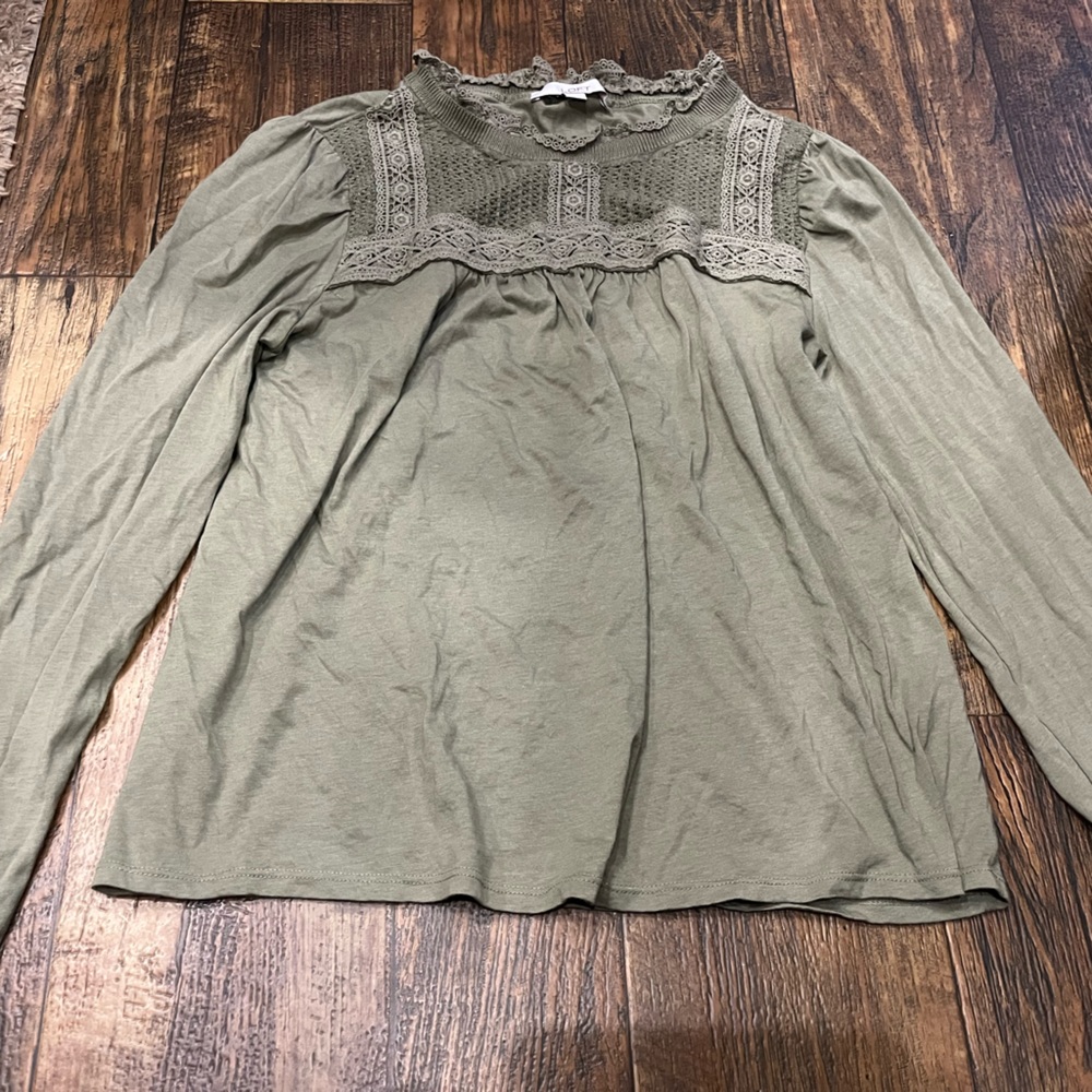 Loft long sleeve shirt with crocheted top